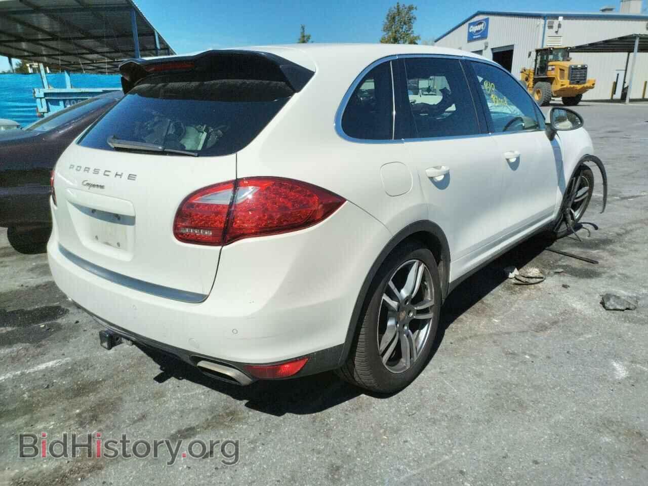 2011 PORSCHE CAYENNE - VIN: WP1AA2A28BLA03869 - Фото 4