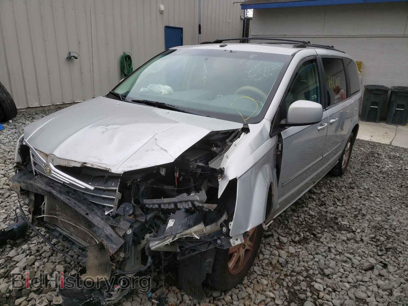 2008 CHRYSLER MINIVAN - VIN: 2A8HR54P38R770023 - Фото 2
