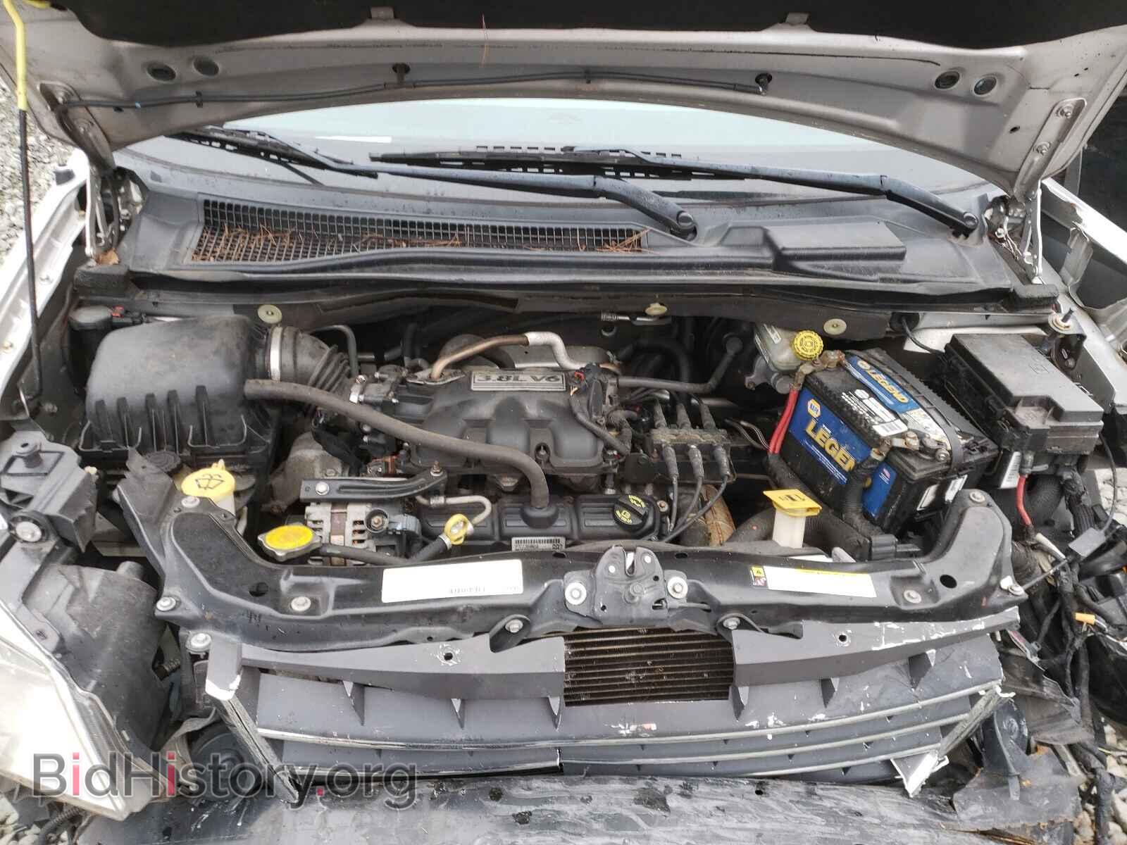 2008 CHRYSLER MINIVAN - VIN: 2A8HR54P38R770023 - Фото 7