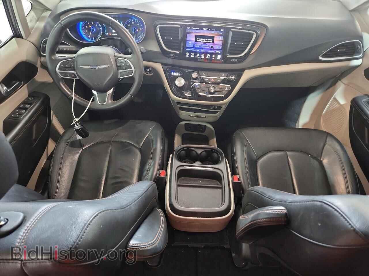 2017 CHRYSLER PACIFICA - VIN: 2C4RC1BG3HR603282 - Photo 8