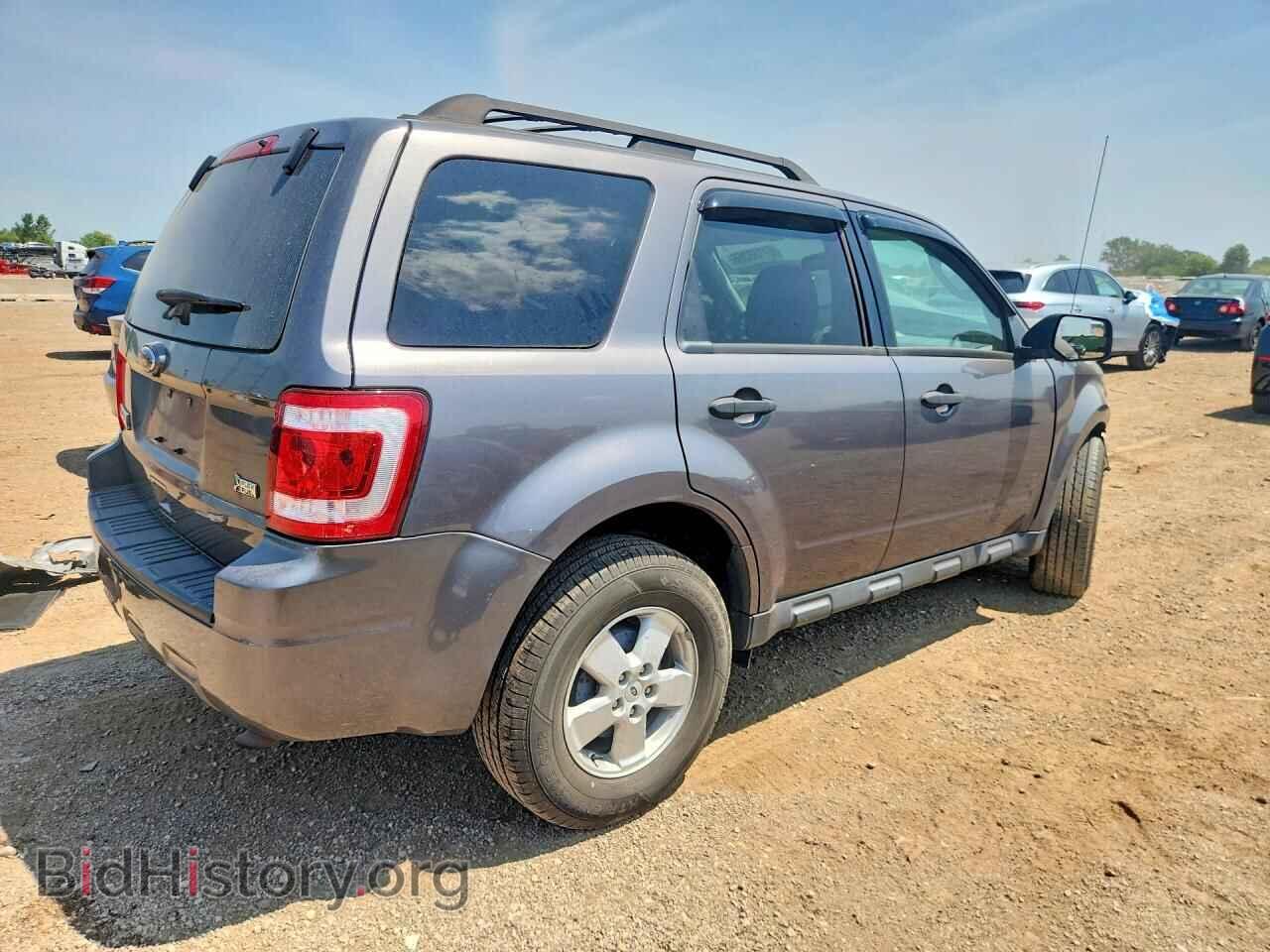 2010 FORD ESCAPE - VIN: 1FMCU0DG2AKB08338 - Фото 3