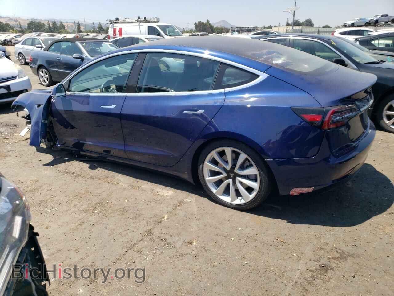 2018 TESLA MODEL 3 - VIN: 5YJ3E1EA5JF035822 - Photo 2
