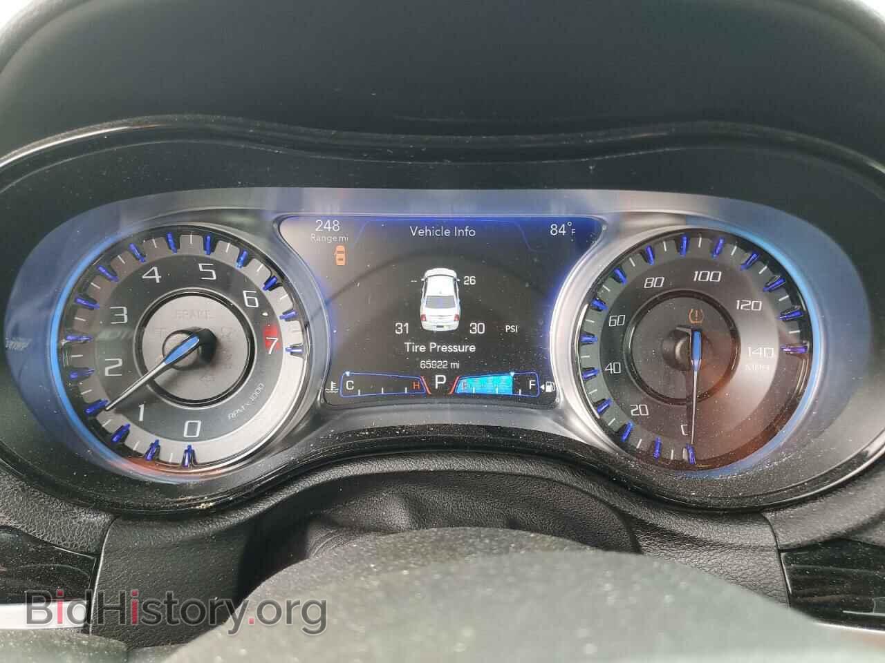 2017 CHRYSLER 300 - VIN: 2C3CCAGG5HH534992 - Фото 9