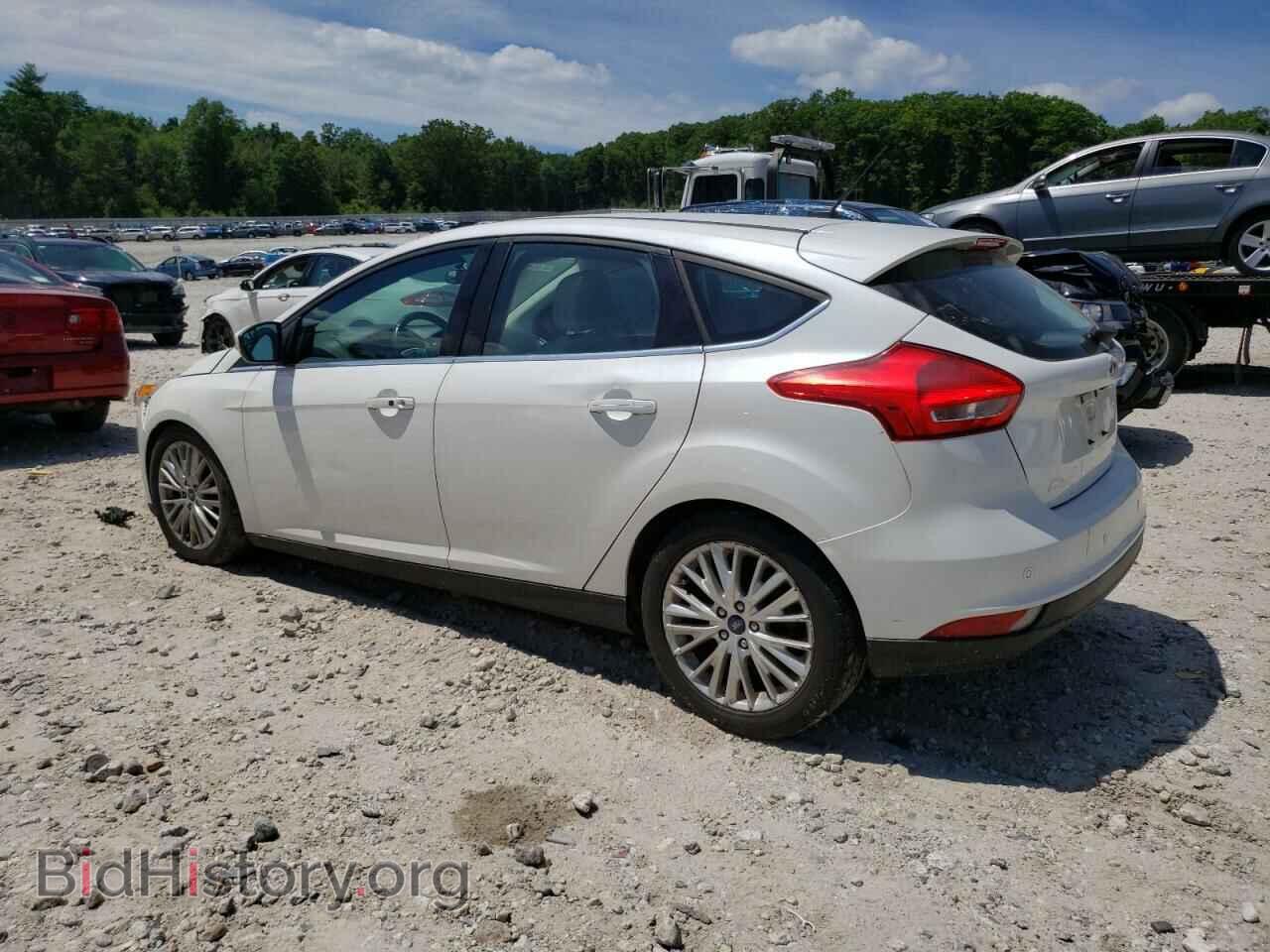 2016 FORD FOCUS - VIN: 1FADP3N22GL332707 - Фото 2