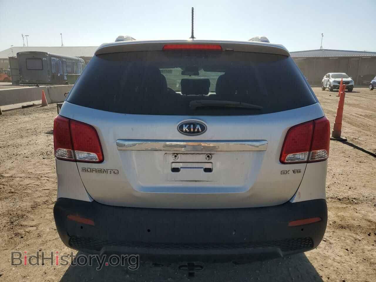 2011 KIA SORENTO - VIN: 5XYKUDA25BG087380 - Фото 6