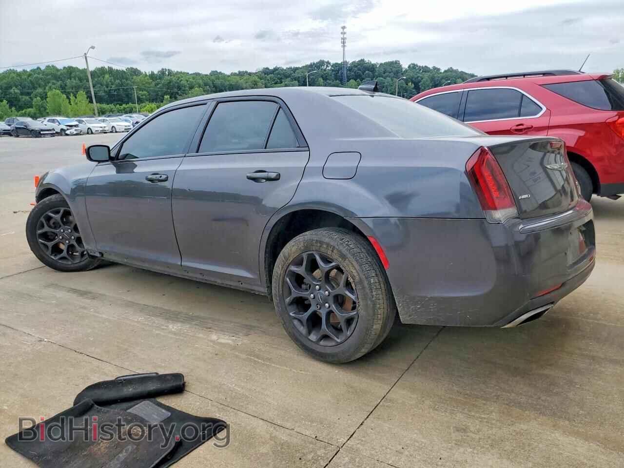 2016 CHRYSLER 300 - VIN: 2C3CCAGG1GH165790 - Photo 2