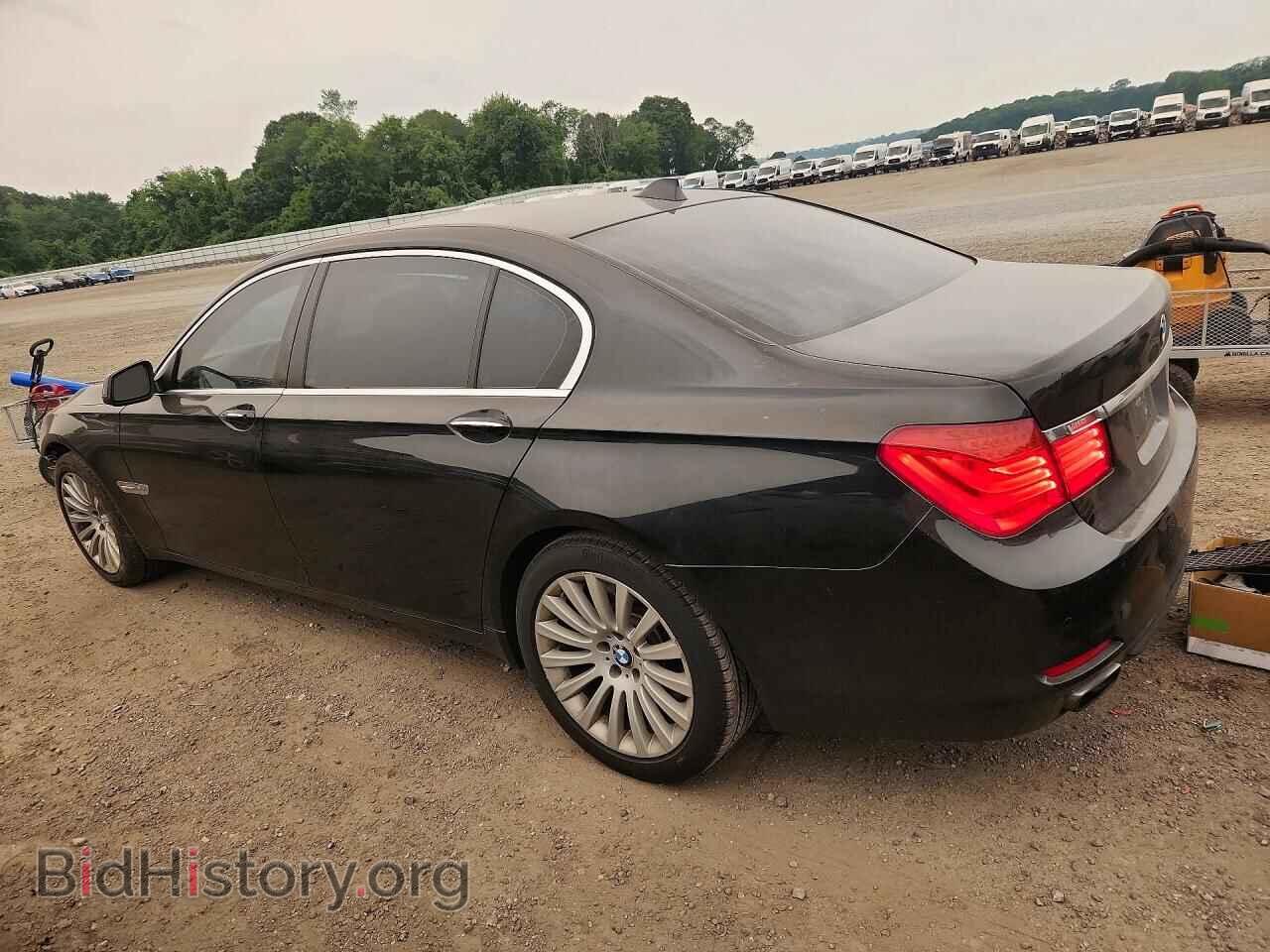 2012 BMW 7 SERIES - VIN: WBAKC8C55CC435960 - Фото 2