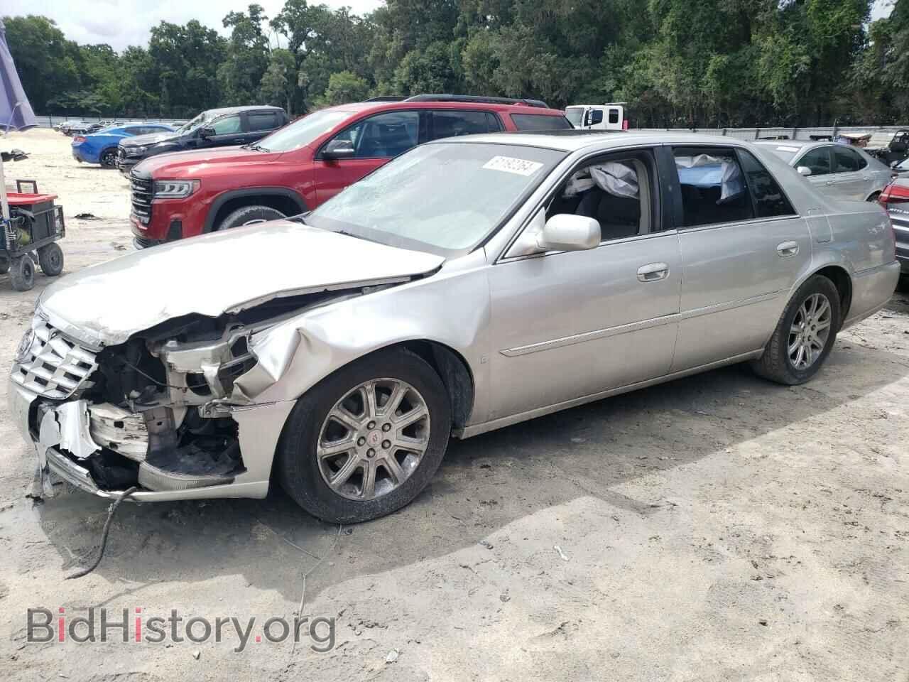 Photo 1G6KD57Y88U177151 - CADILLAC DTS 2008