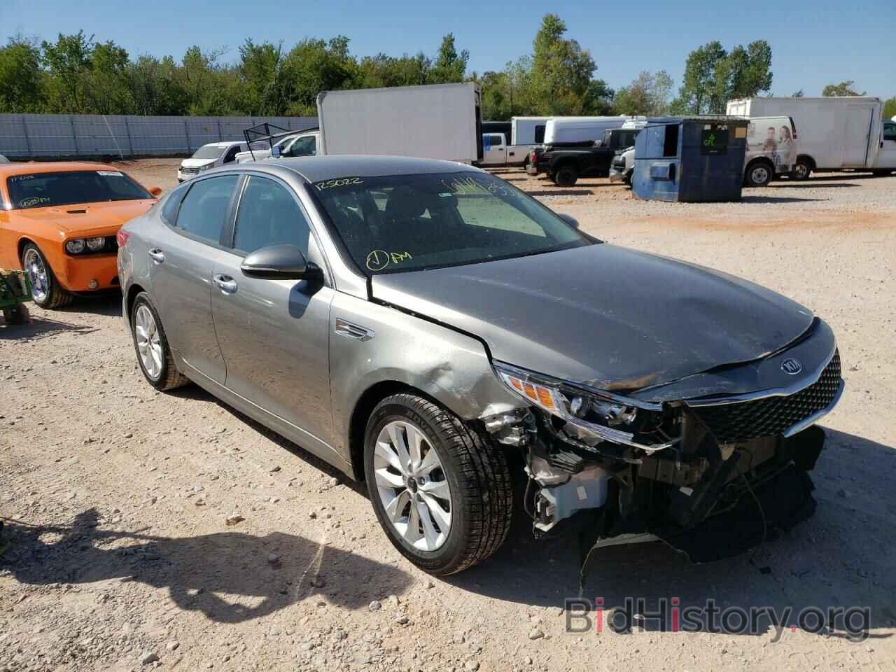 Photo 5XXGT4L31HG125022 - KIA OPTIMA 2017