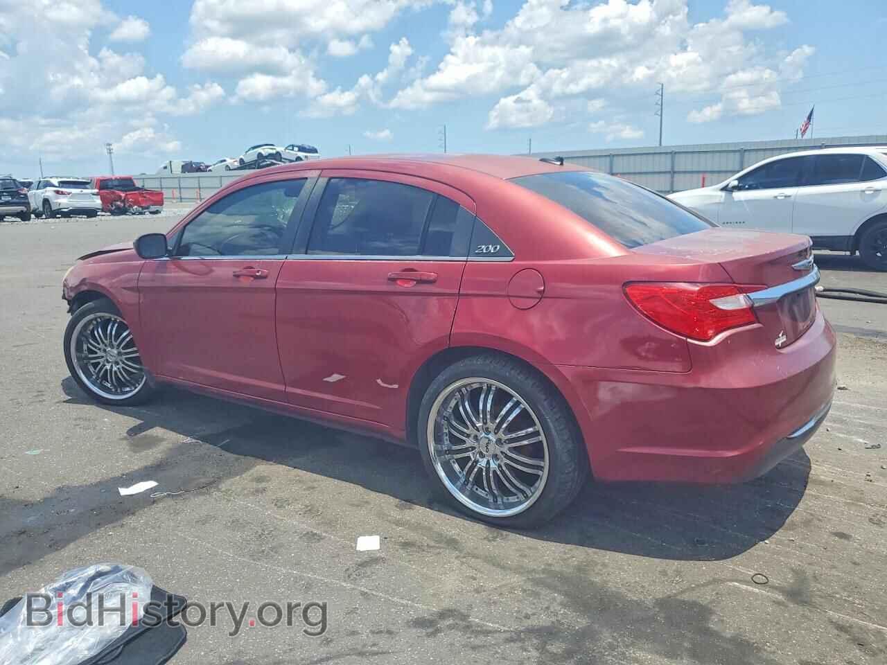 2011 CHRYSLER 200 - VIN: 1C3BC1FB2BN512755 - Фото 2