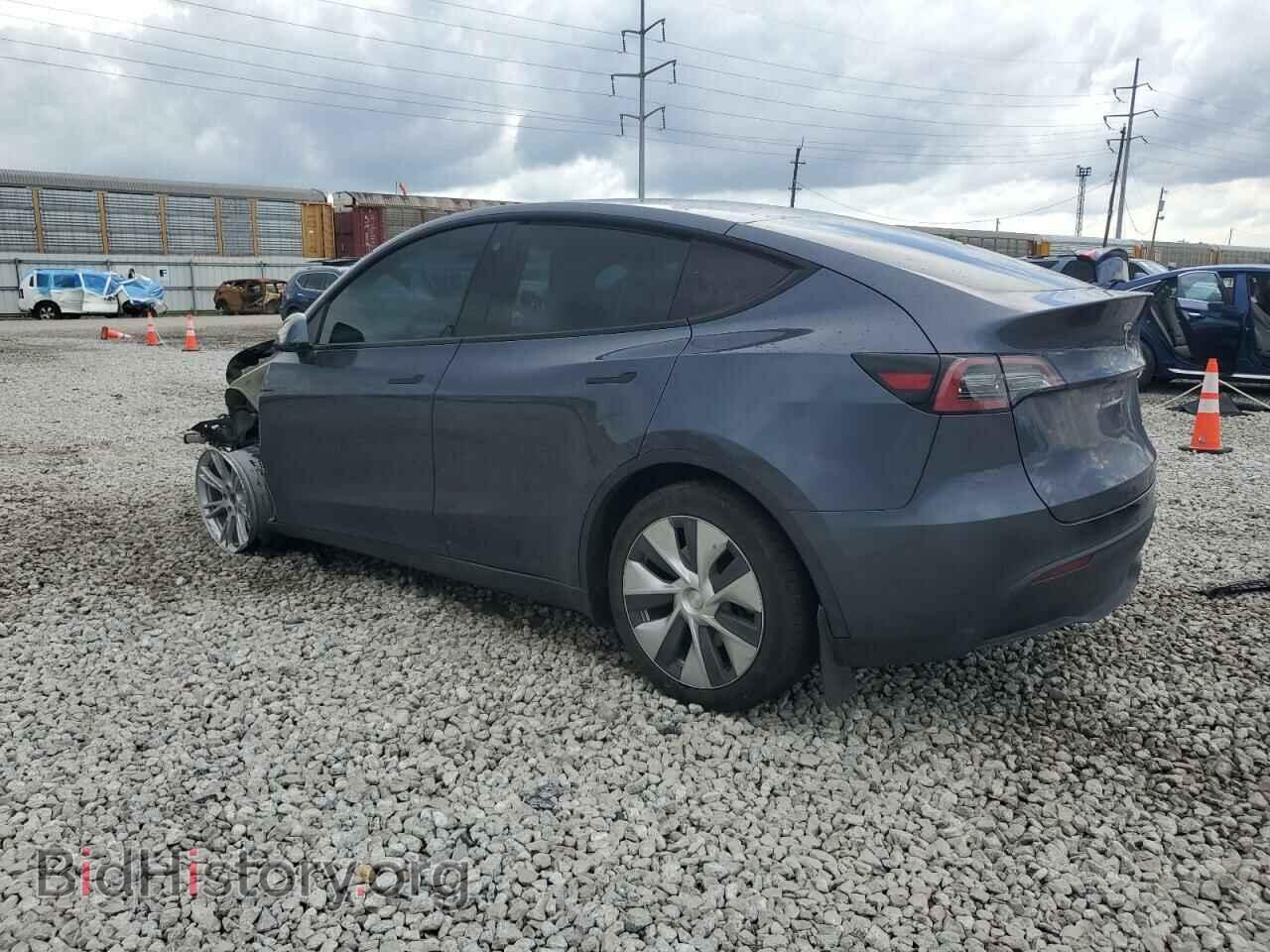 2023 TESLA MODEL Y - VIN: 7SAYGDEE8PF674051 - Фото 2