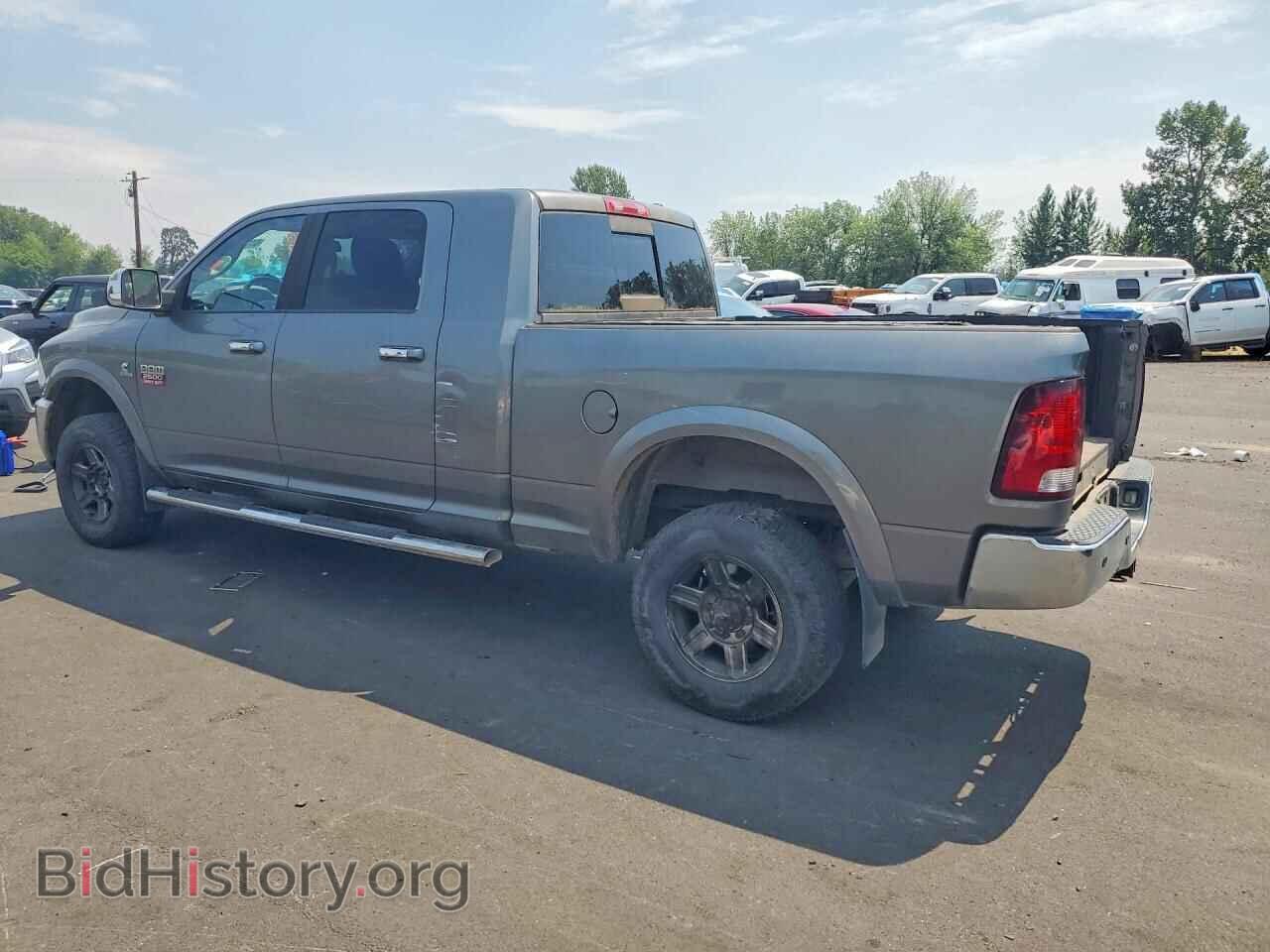 2011 DODGE RAM 2500 - VIN: 3D7UT2HL0BG600945 - Photo 2