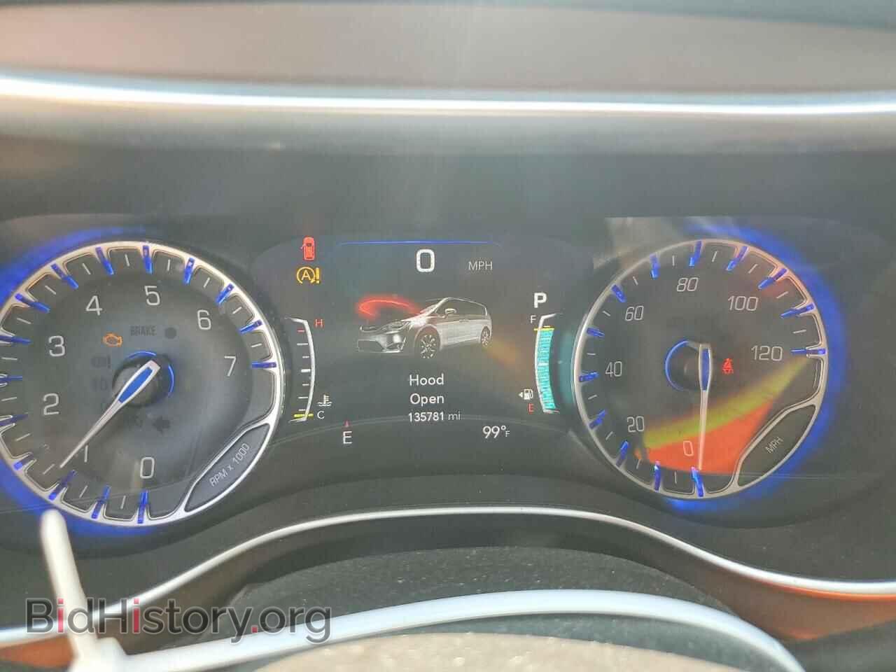 2017 CHRYSLER PACIFICA - VIN: 2C4RC1EGXHR804592 - Photo 9