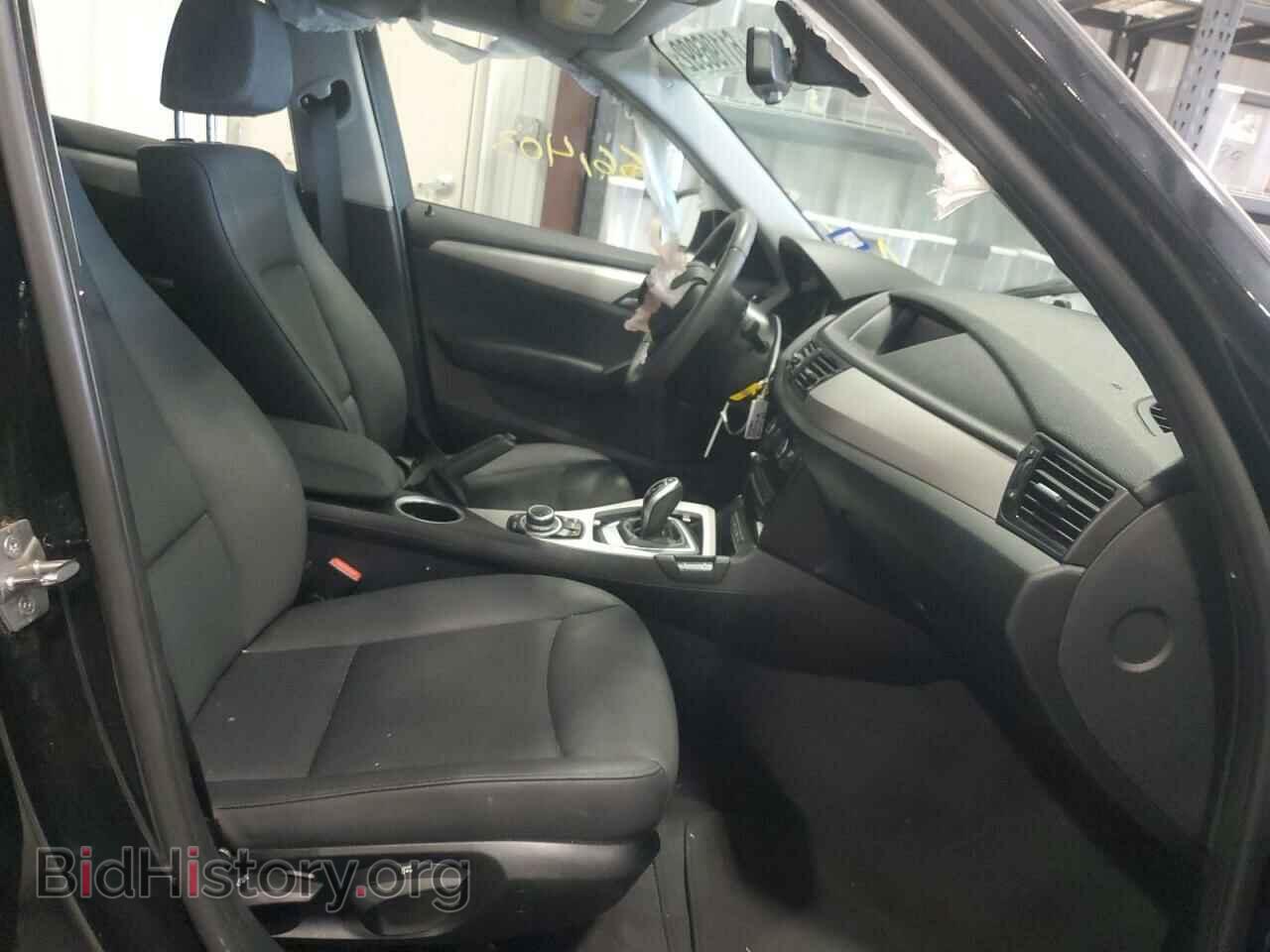 2015 BMW X1 - VIN: WBAVM1C59FV317954 - Фото 5