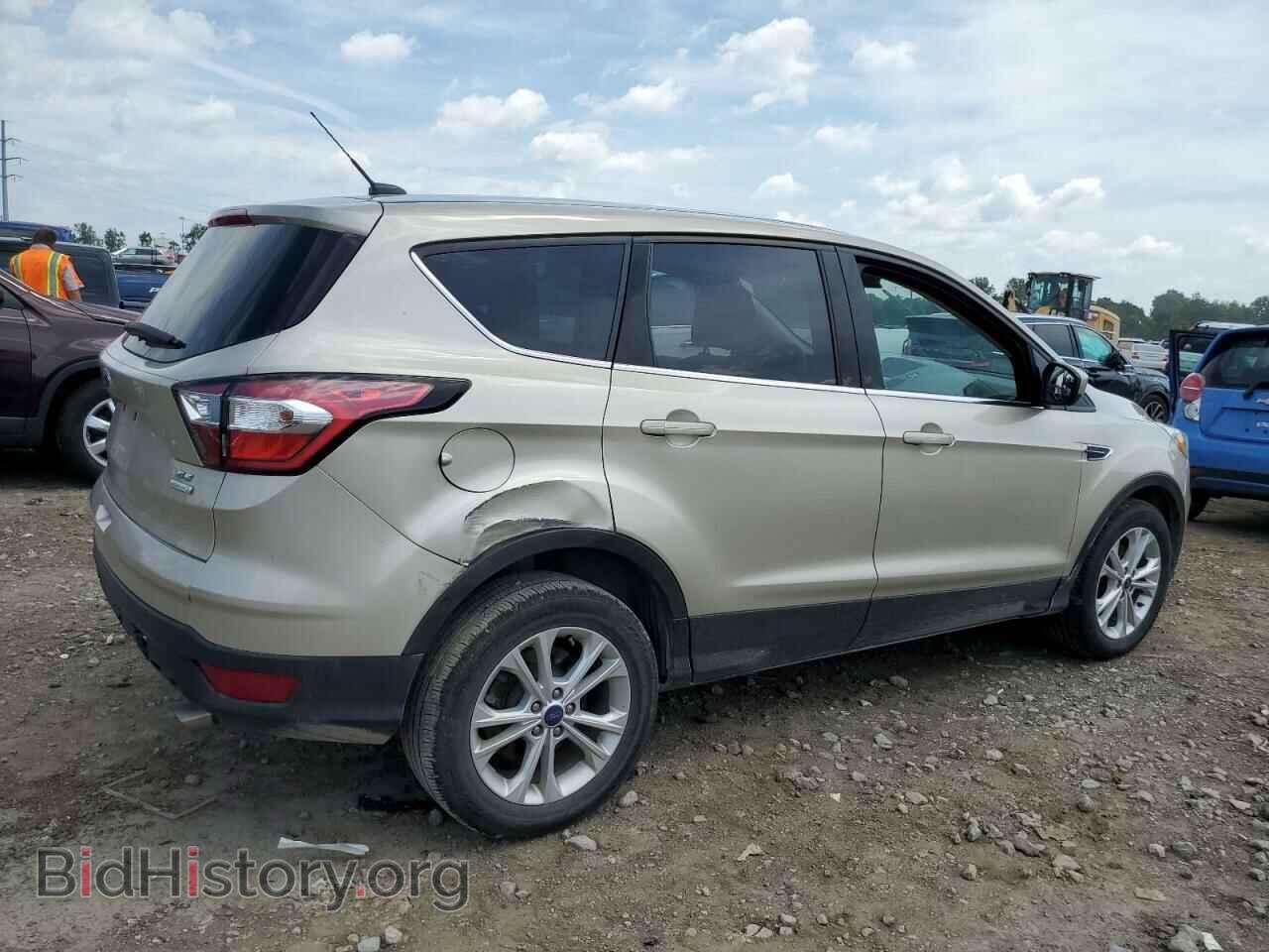 2017 FORD ESCAPE - VIN: 1FMCU0GD1HUD38534 - Фото 3