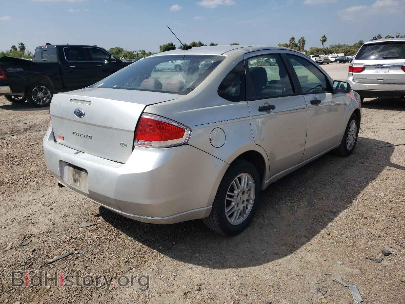 2010 FORD FOCUS - VIN: 1FAHP3FN8AW273260 - Фото 4