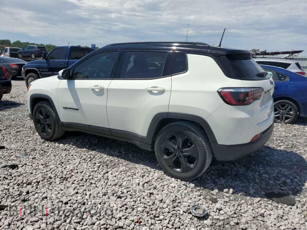 2019 JEEP COMPASS - VIN: 3C4NJCBB2KT692920 - Фото 2