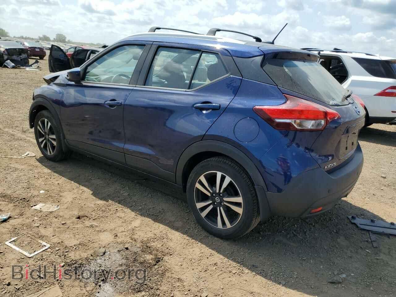 2019 NISSAN KICKS - VIN: 3N1CP5CU3KL559264 - Фото 2