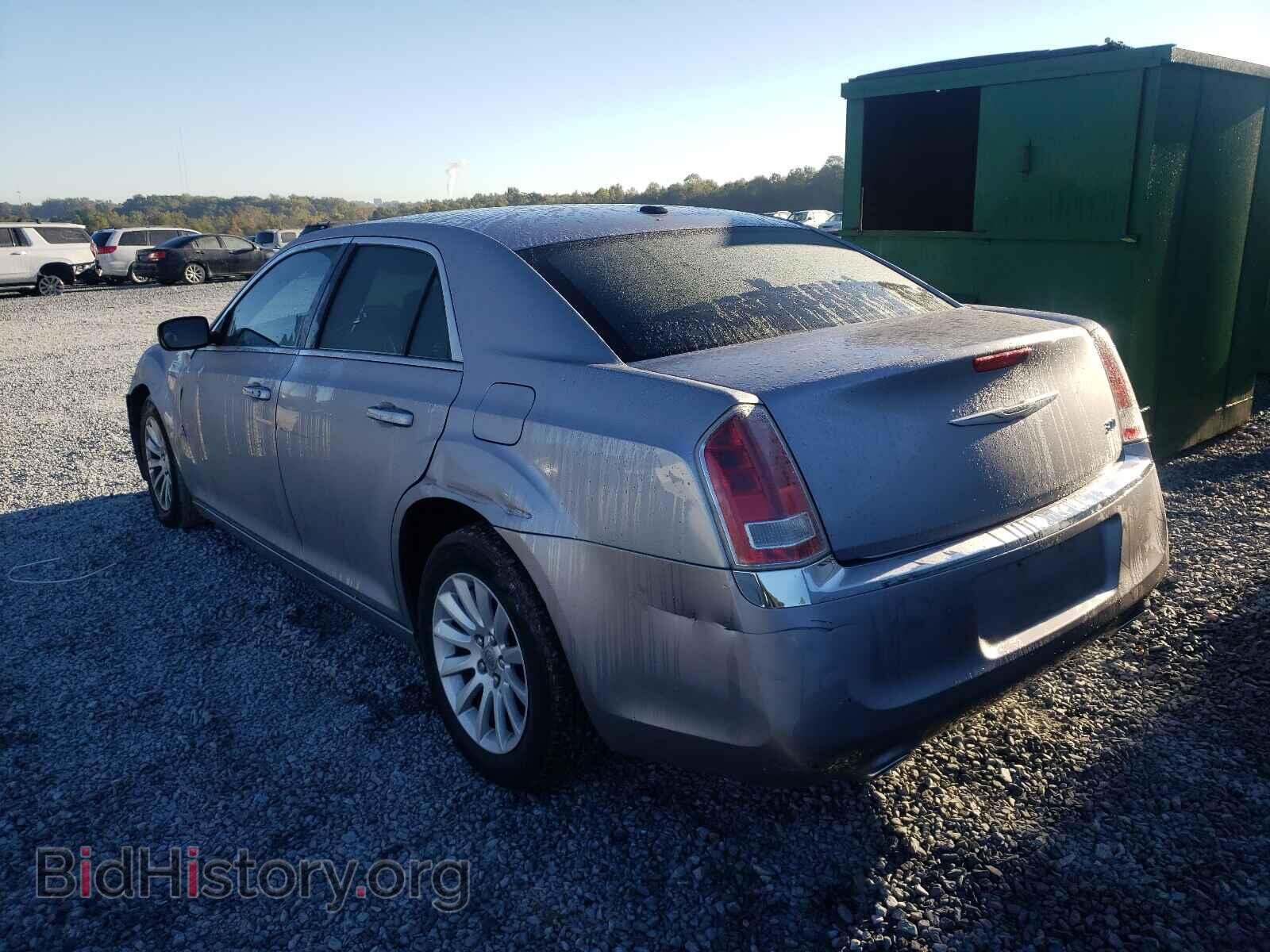 2013 CHRYSLER 300 - VIN: 2C3CCAAG2DH572330 - Фото 3