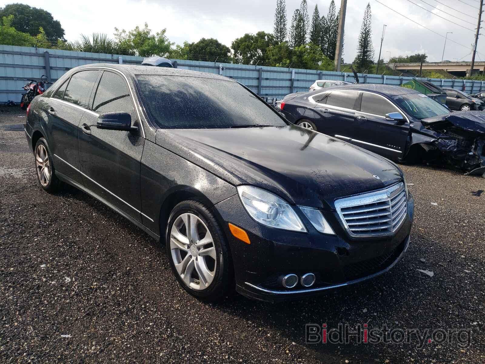 Photo WDDHF5GBXBA265307 - MERCEDES-BENZ E-CLASS 2011