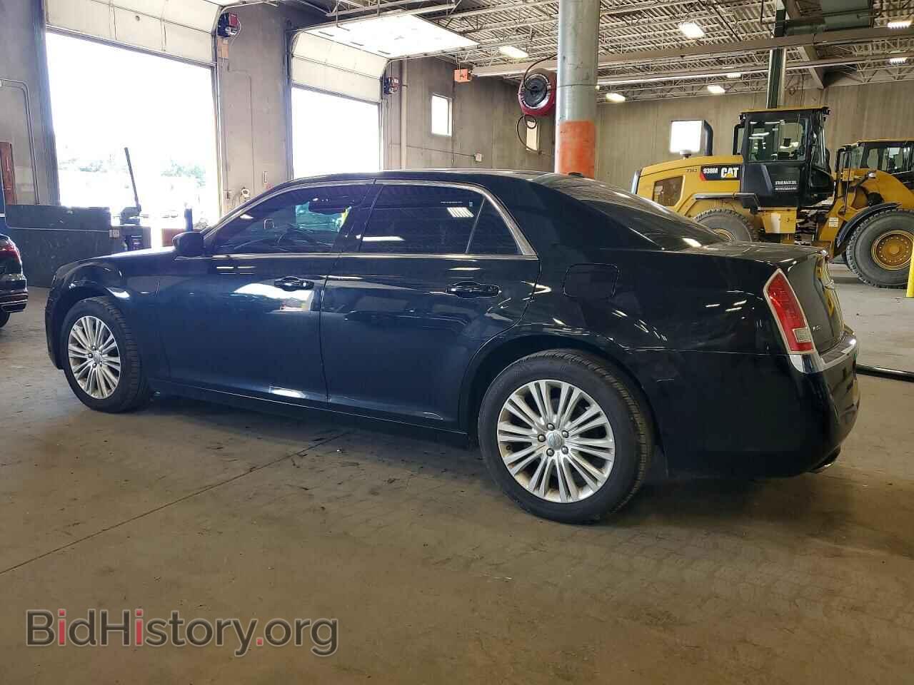 2014 CHRYSLER 300 - VIN: 2C3CCARG0EH323188 - Photo 2