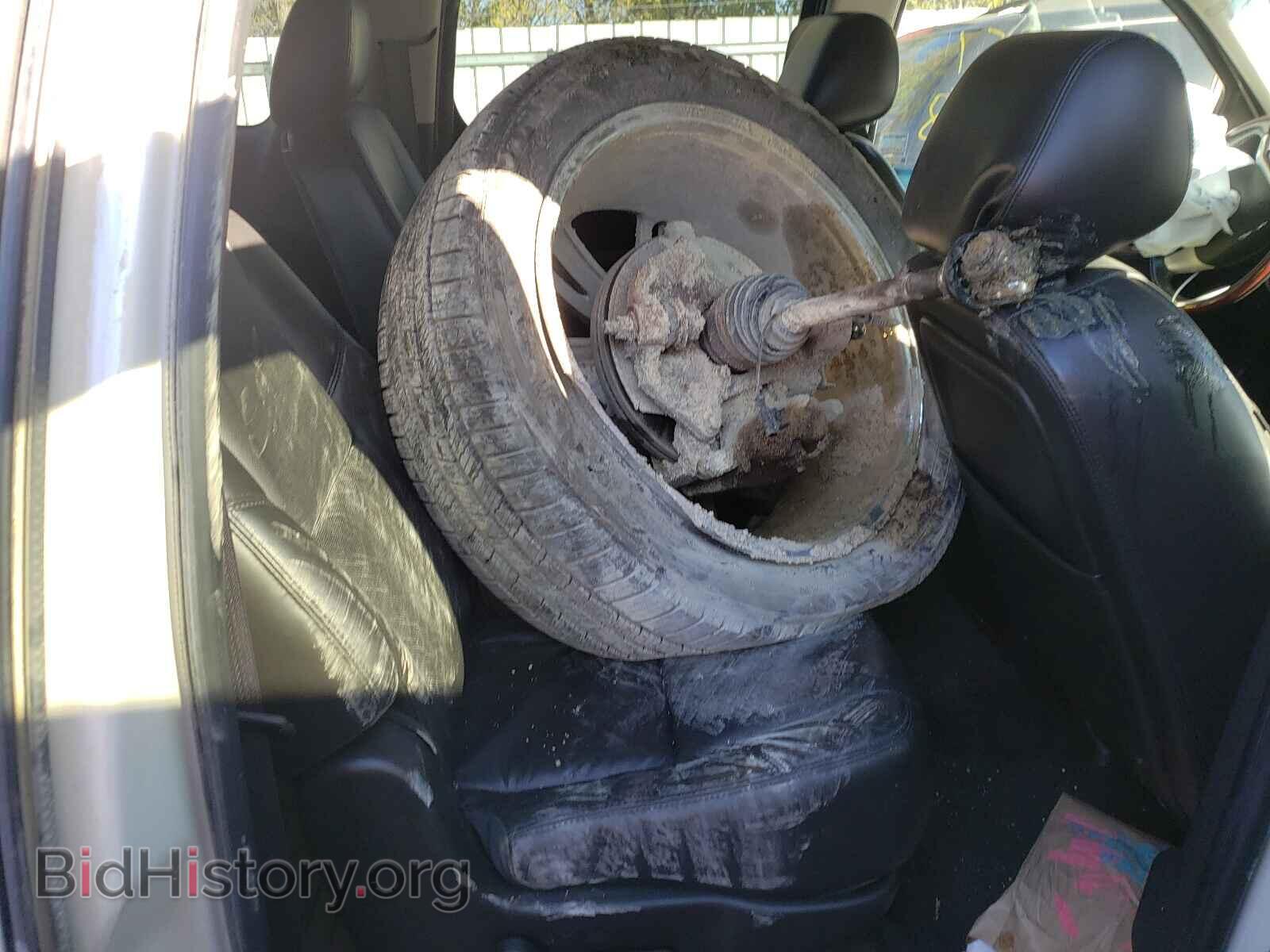 2011 CADILLAC ESCALADE - VIN: 1GYS4HEF2BR236456 - Фото 6