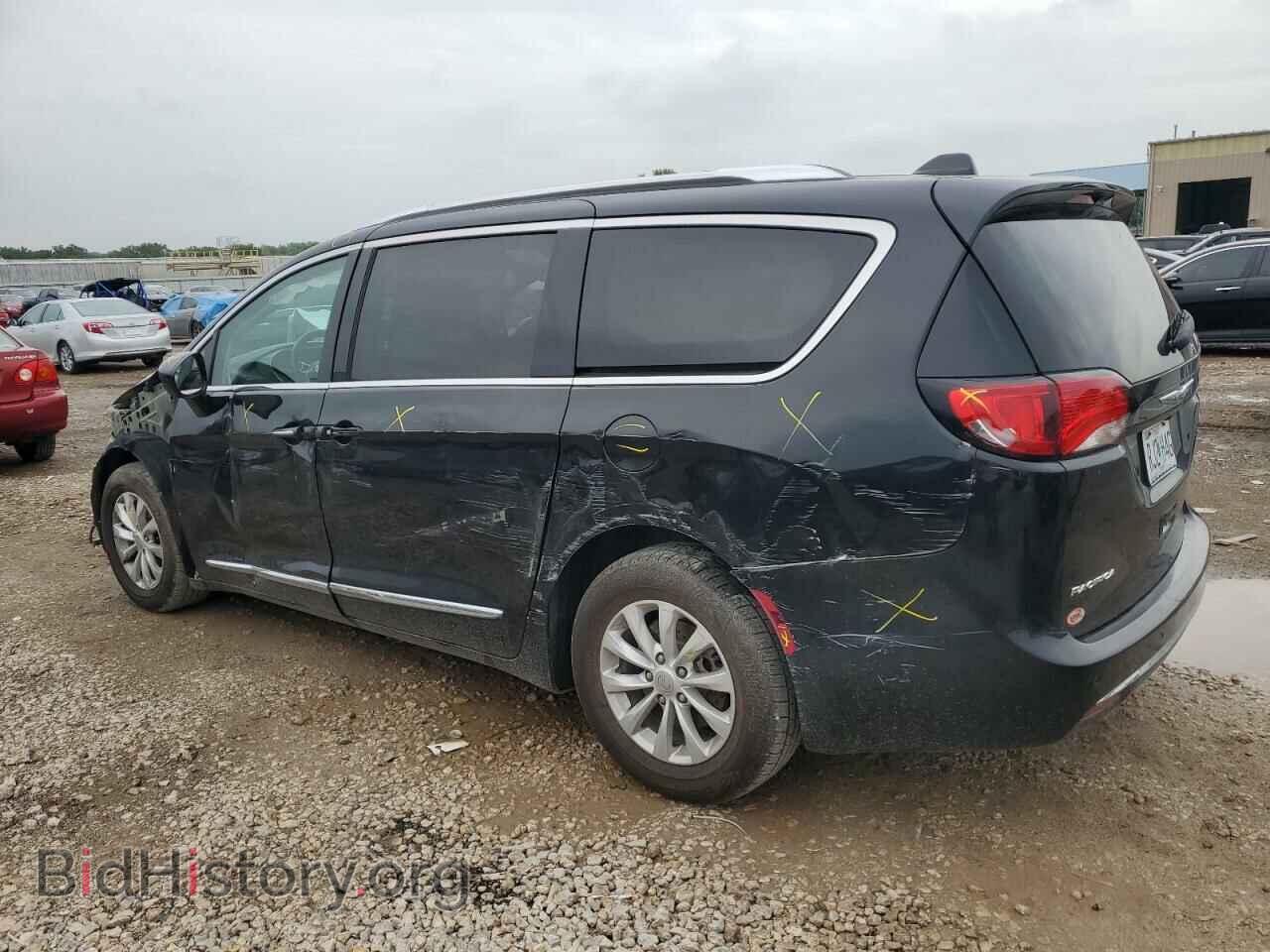 2019 CHRYSLER PACIFICA - VIN: 2C4RC1BG2KR592847 - Photo 2