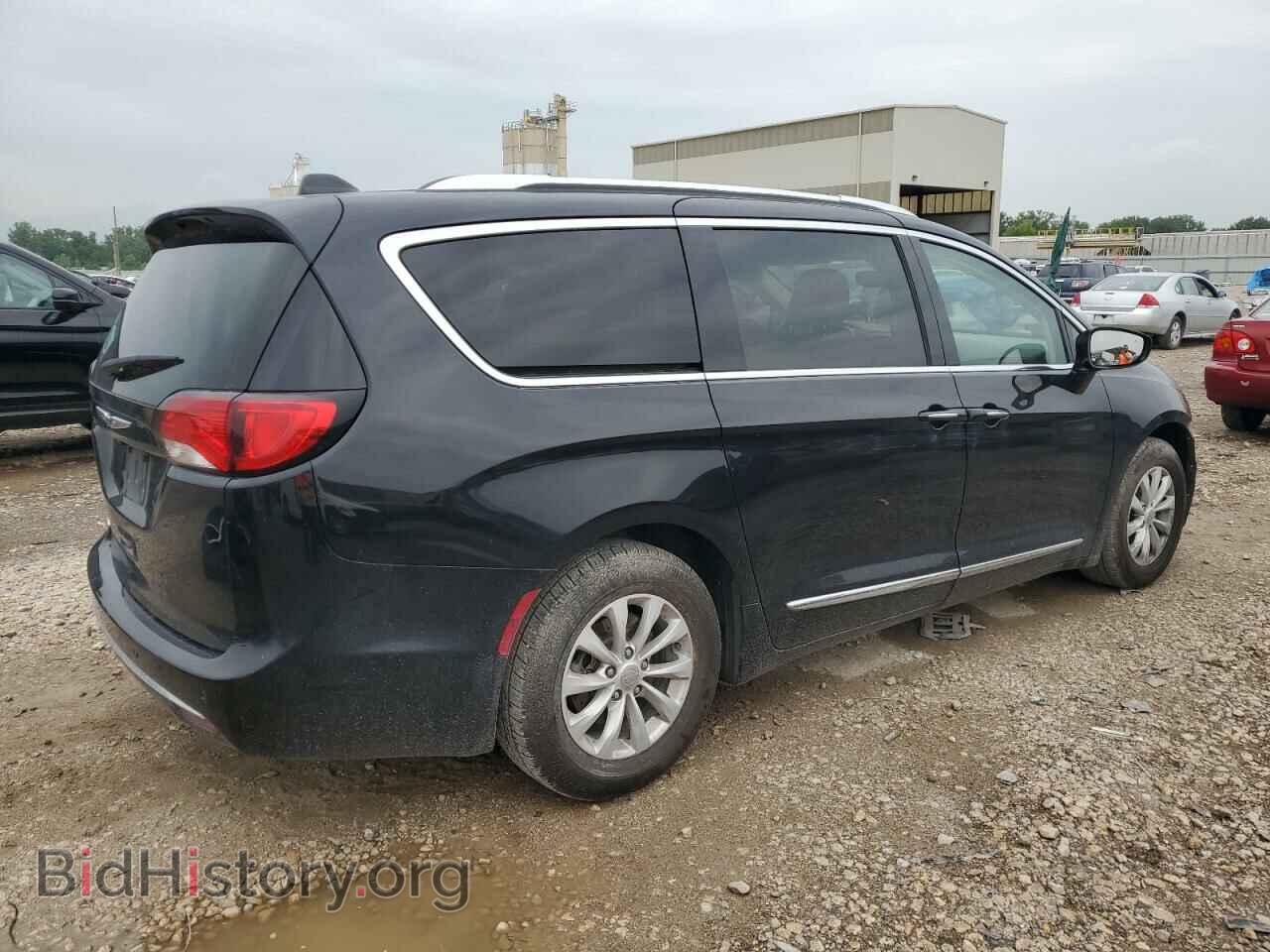 2019 CHRYSLER PACIFICA - VIN: 2C4RC1BG2KR592847 - Photo 3