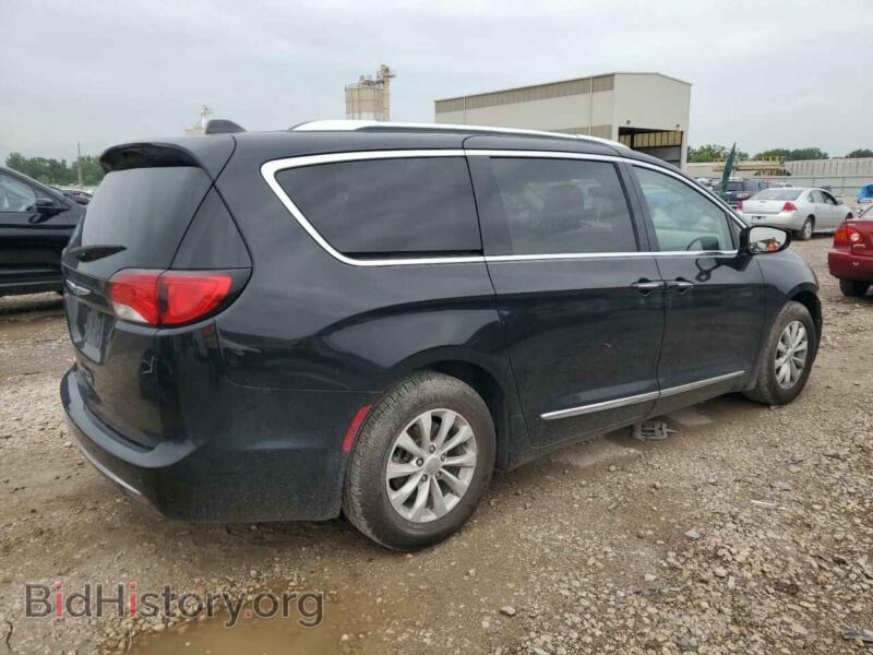 2019 Chrysler PACIFICA (VIN 2C4RC1BG2KR592847) — фото 3 из 14