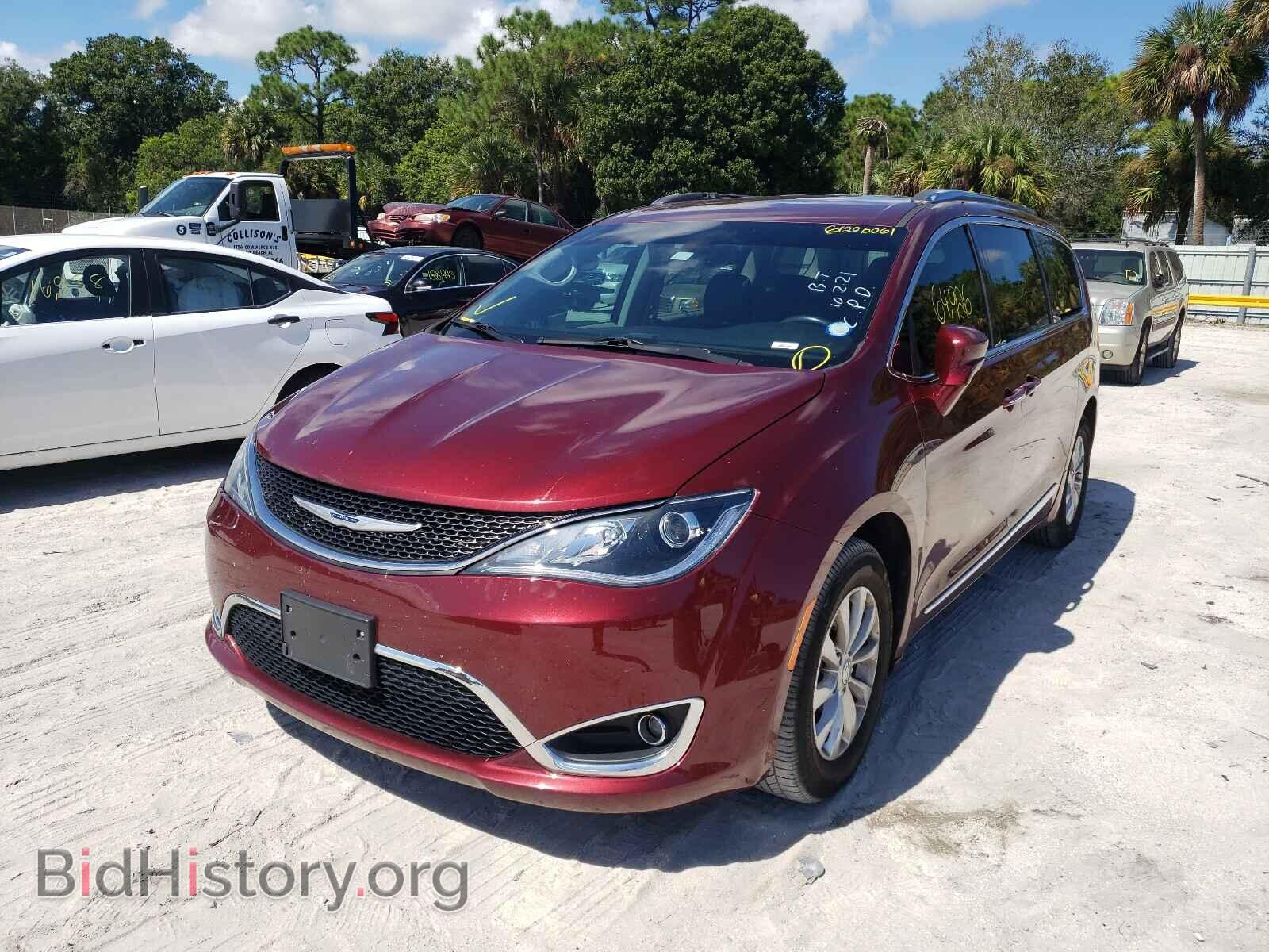 2019 CHRYSLER PACIFICA - VIN: 2C4RC1BG6KR650491 - Фото 2