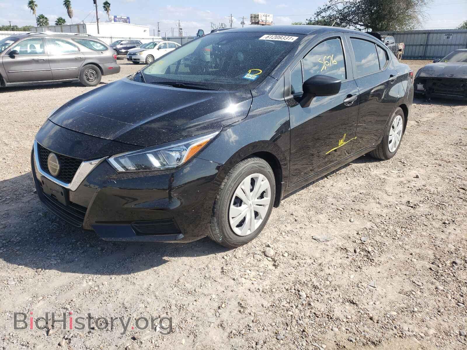 2020 NISSAN VERSA - VIN: 3N1CN8DV2LL915977 - Фото 2