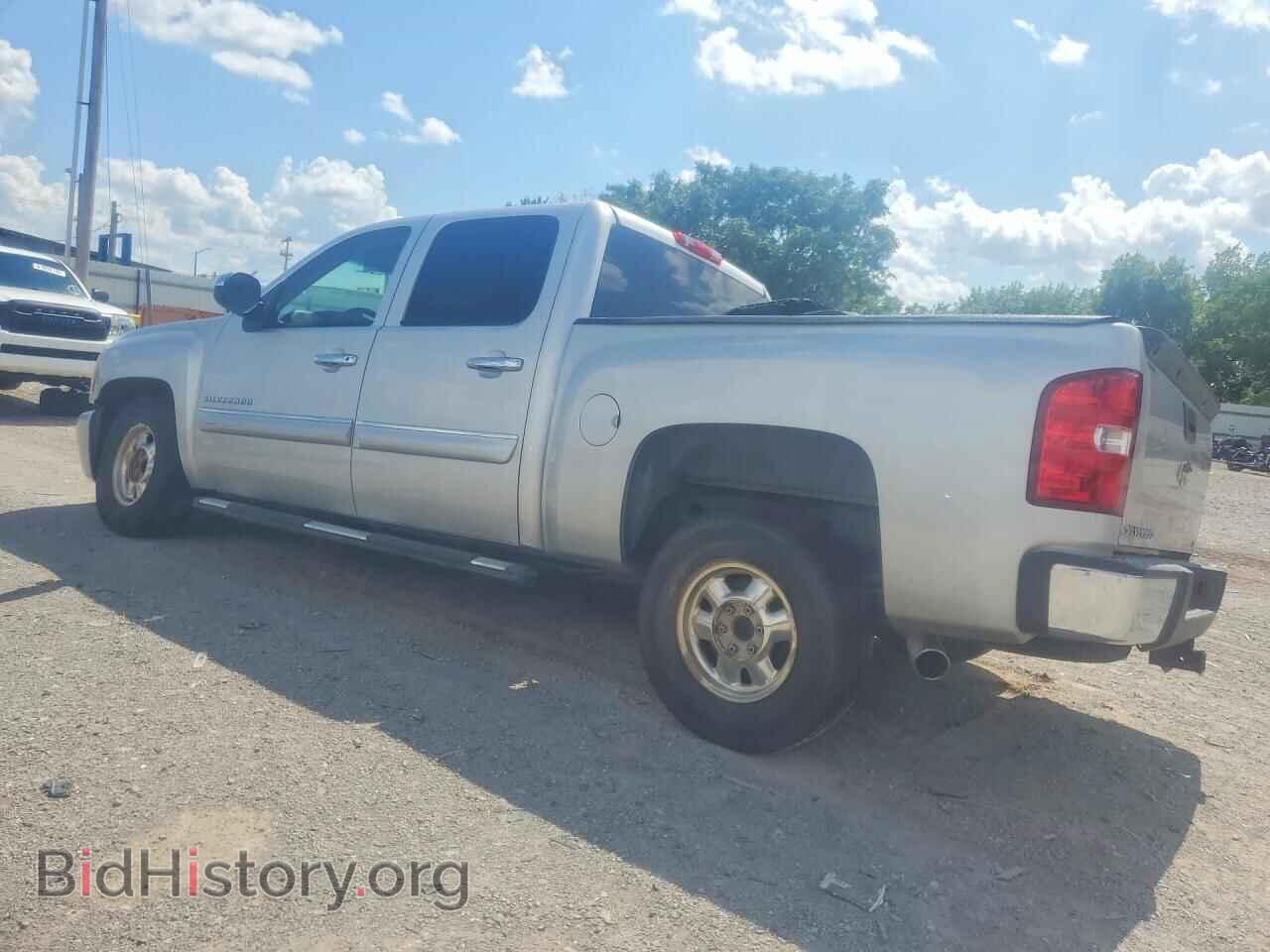 2011 CHEVROLET SILVERADO - VIN: 3GCPCSE04BG166319 - Photo 2