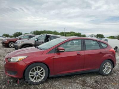 2015 Ford FOCUS SE, бордовый — VIN 1FADP3K22FL211517, Copart