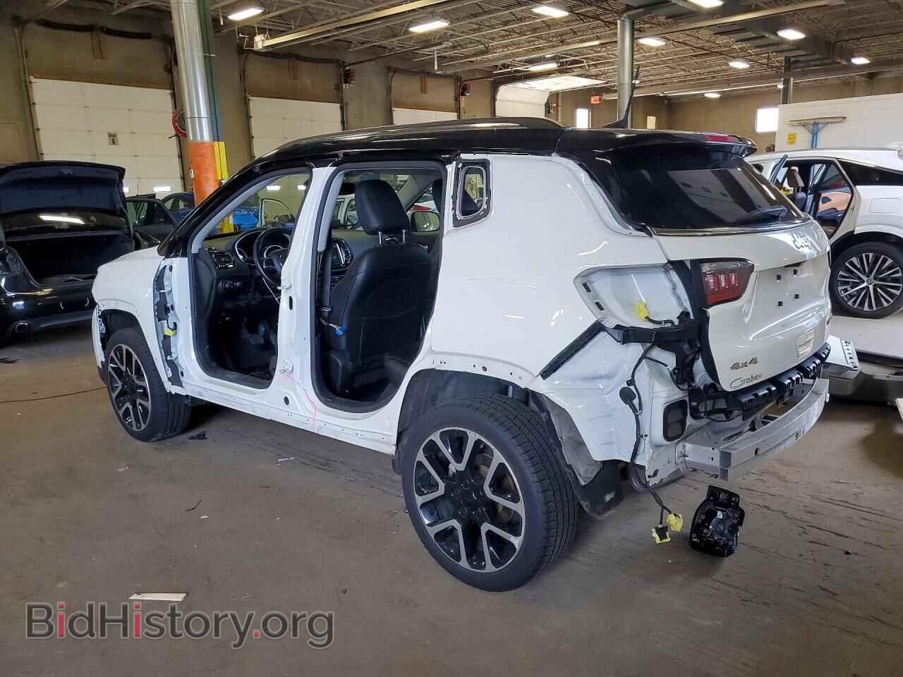 2018 JEEP COMPASS - VIN: 3C4NJDCB3JT169120 - Фото 2