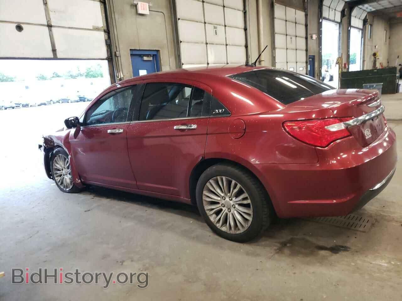 2012 CHRYSLER 200 - VIN: 1C3CCBCG4CN108819 - Фото 2
