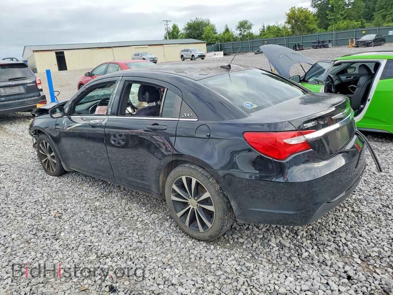 2013 CHRYSLER 200 - VIN: 1C3CCBBB8DN570100 - Photo 2