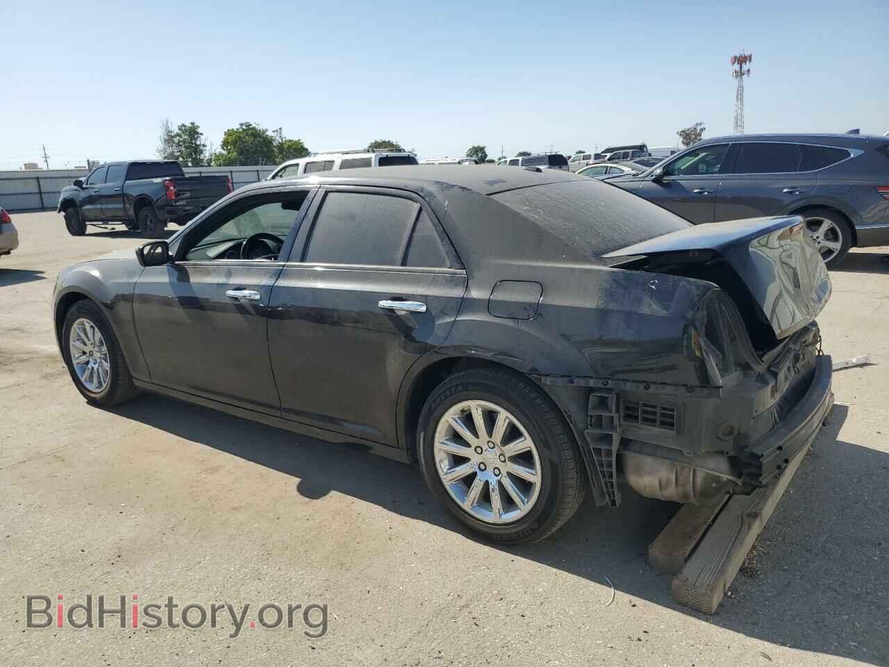 2014 CHRYSLER 300 - VIN: 2C3CCAEG2EH382328 - Фото 2