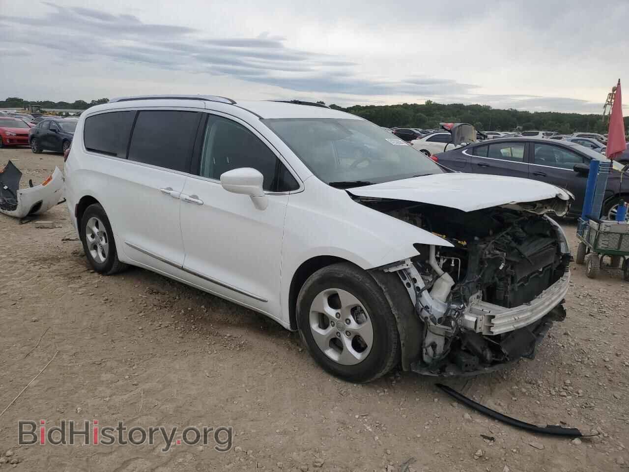 2017 CHRYSLER PACIFICA - VIN: 2C4RC1EG3HR628226 - Photo 4