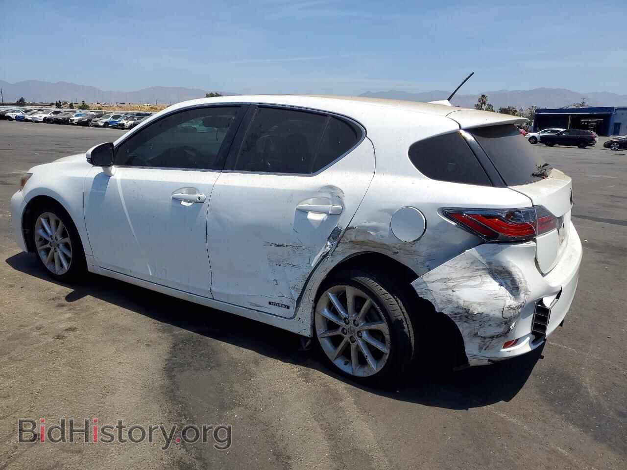 2013 LEXUS CT 200 - VIN: JTHKD5BH4D2131969 - Photo 2