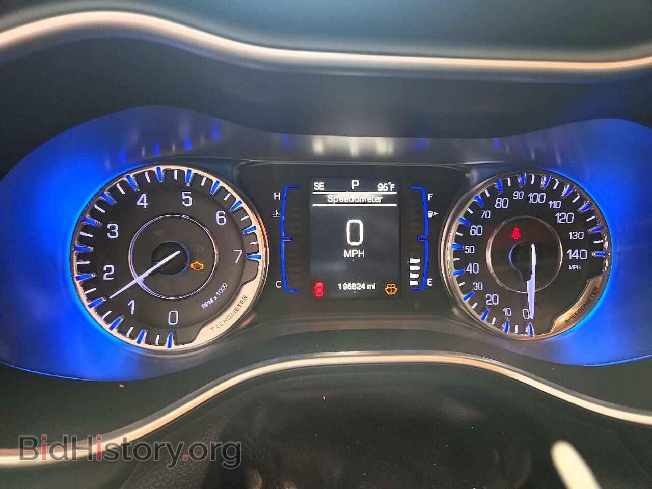 2015 CHRYSLER 200 - VIN: 1C3CCCAB1FN634892 - Фото 9