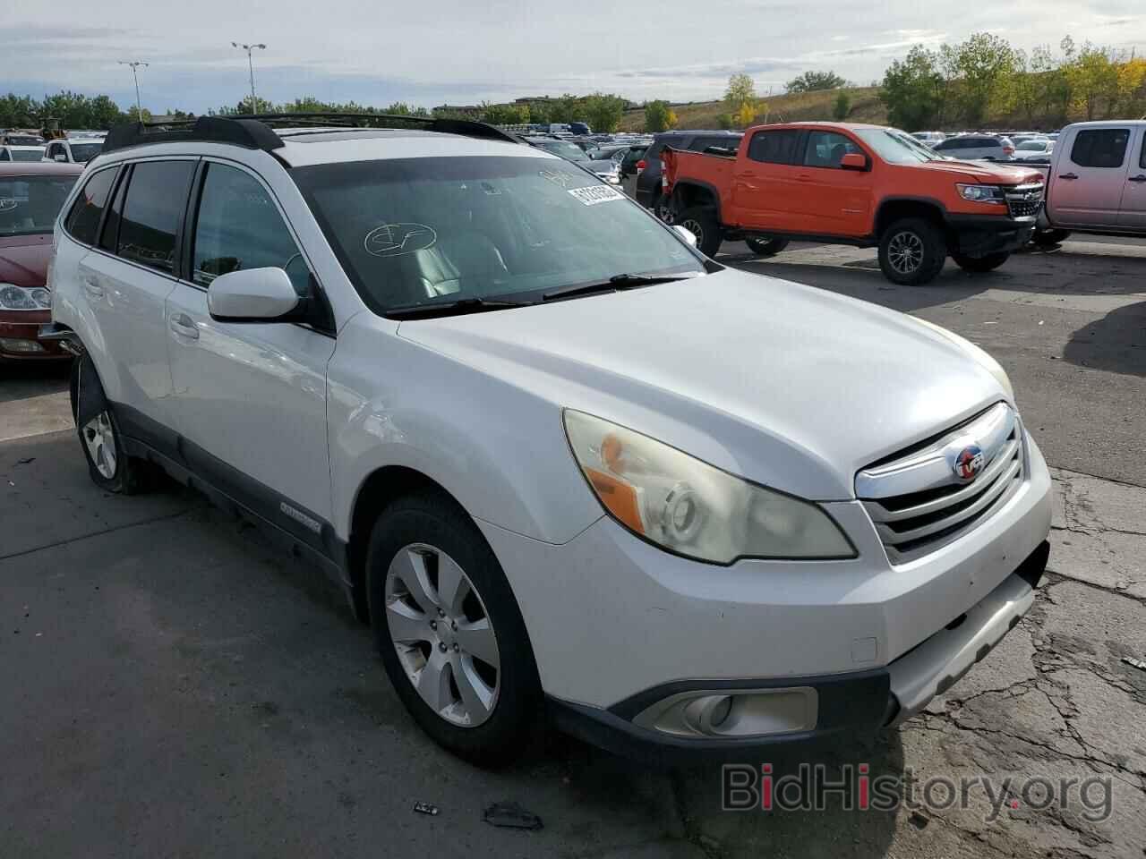 Photo 4S4BRDKC1B2380840 - SUBARU OUTBACK 2011