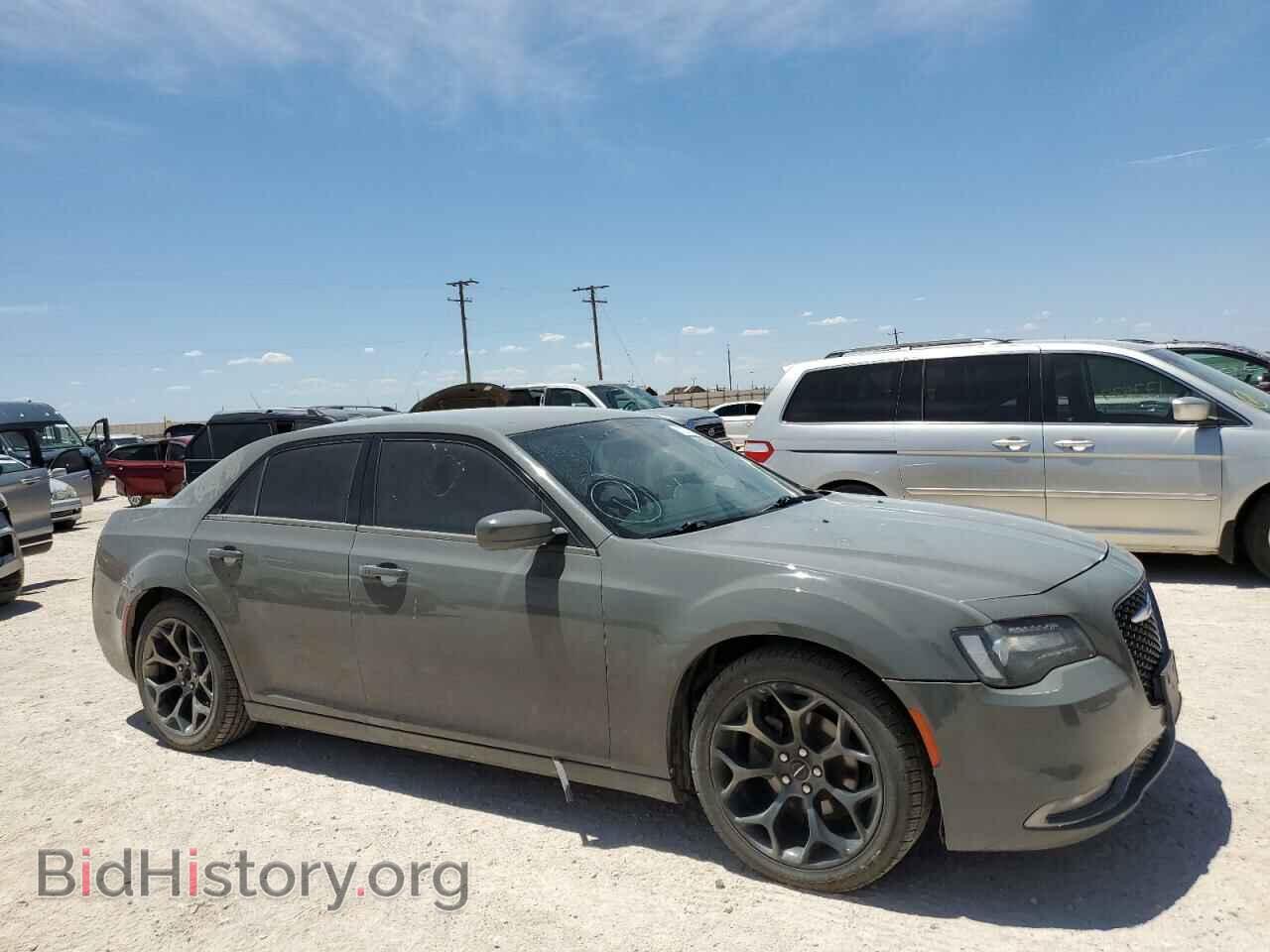 2017 CHRYSLER 300 - VIN: 2C3CCABG4HH564492 - Фото 4