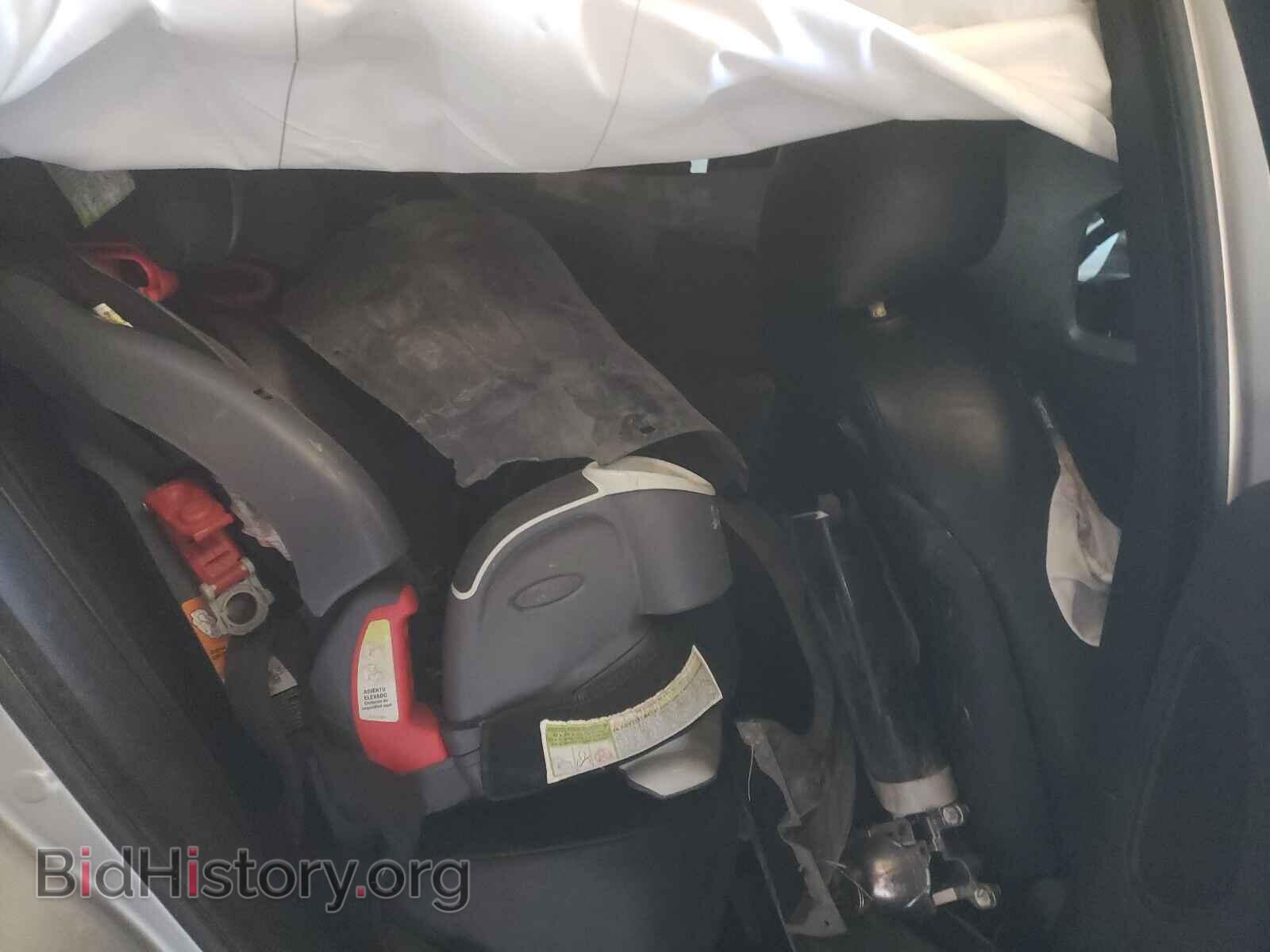 2019 CHRYSLER 300 - VIN: 2C3CCAKG5KH706114 - Фото 6