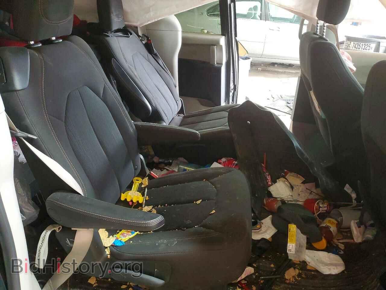 2017 CHRYSLER PACIFICA - VIN: 2C4RC1DGXHR835990 - Photo 11