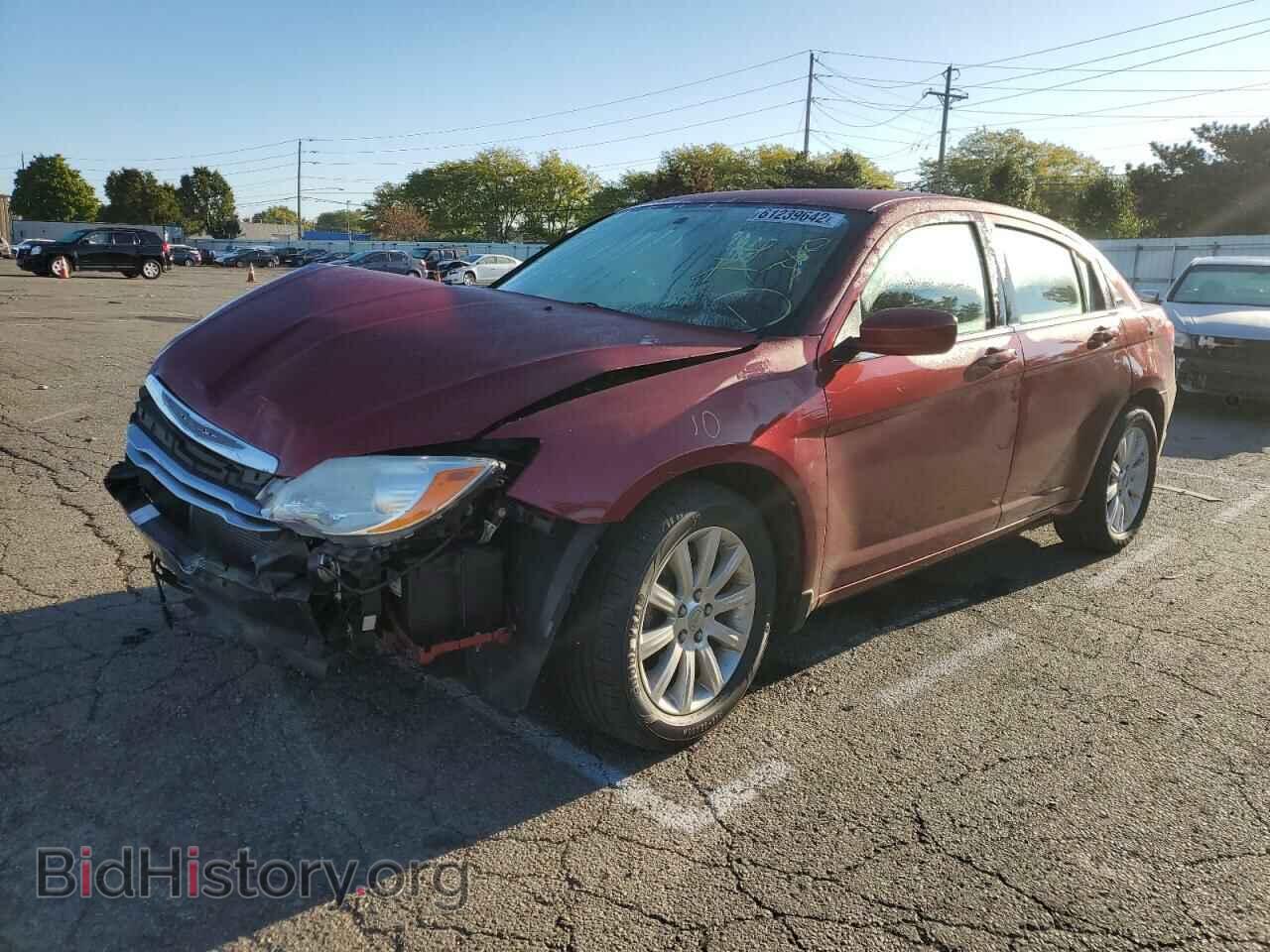 2013 CHRYSLER 200 - VIN: 1C3CCBBB7DN672519 - Фото 2