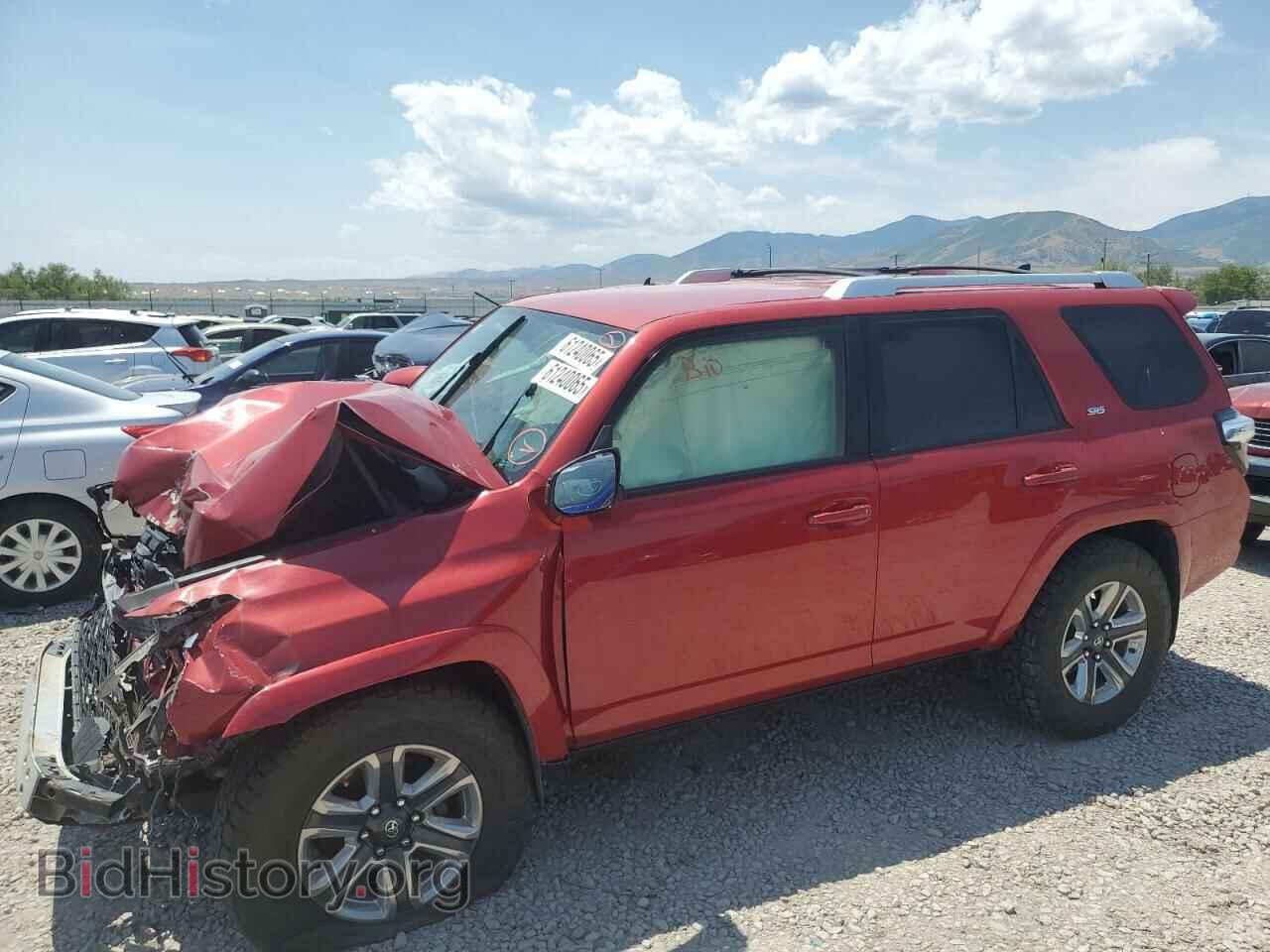 Фотография JTEBU5JR4H5449022 - TOYOTA 4RUNNER 2017