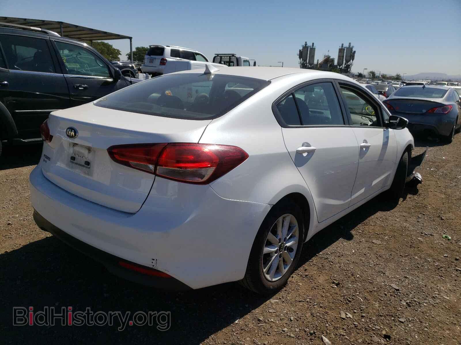 2017 KIA FORTE - VIN: 3KPFL4A75HE148393 - Фото 4