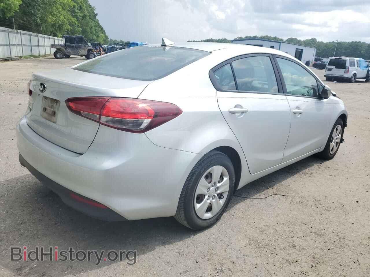 2017 KIA FORTE - VIN: 3KPFK4A76HE042277 - Фото 3