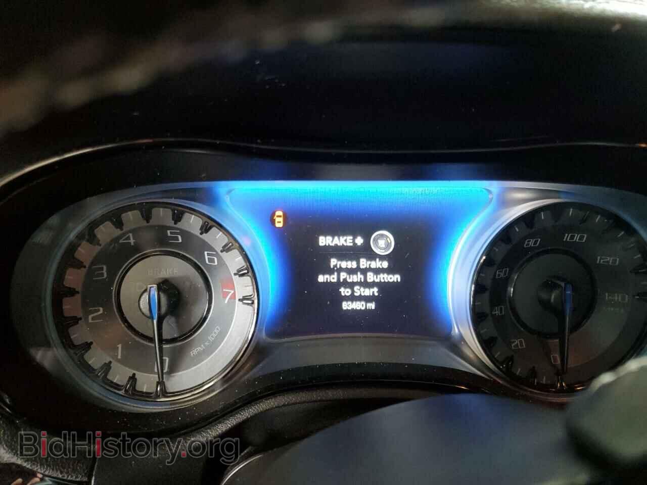 2019 CHRYSLER 300 - VIN: 2C3CCABG8KH682715 - Фото 9