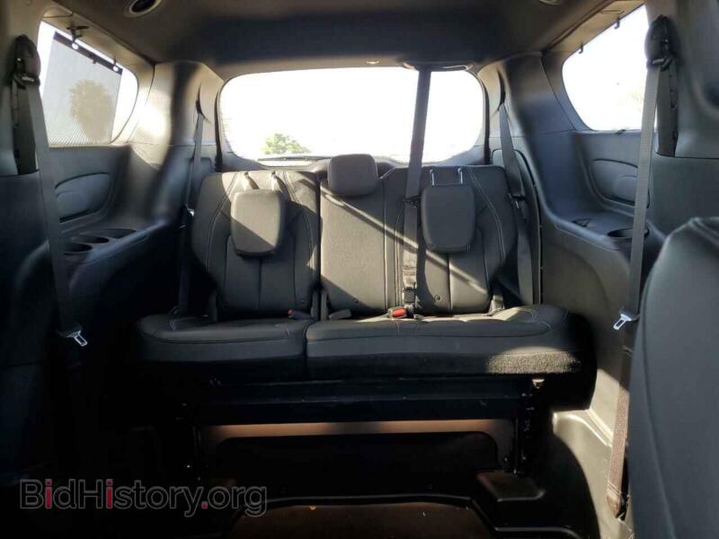 2020 Chrysler PACIFICA (VIN 2C4RC1BG4LR217141) — photo 10 of 13